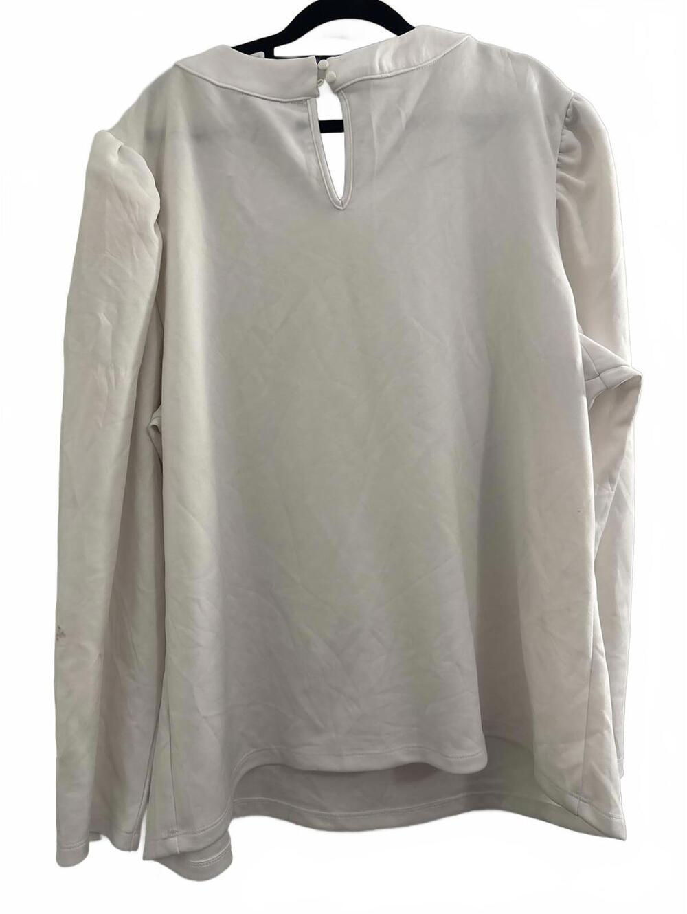 Ashley Stewart 22/24 White Blouse Gold Chain Detail - CALLOUT - Picture 3 of 3
